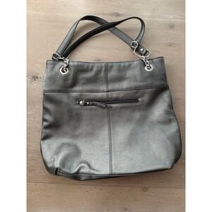 Tignanello Silver Metallic Leather Purse/Shoulder‎ Bag ** See decription